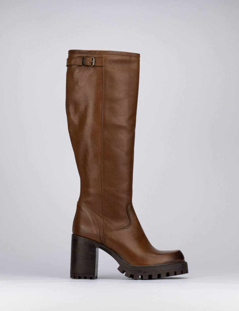 High heel boots heel 8 cm brown leather