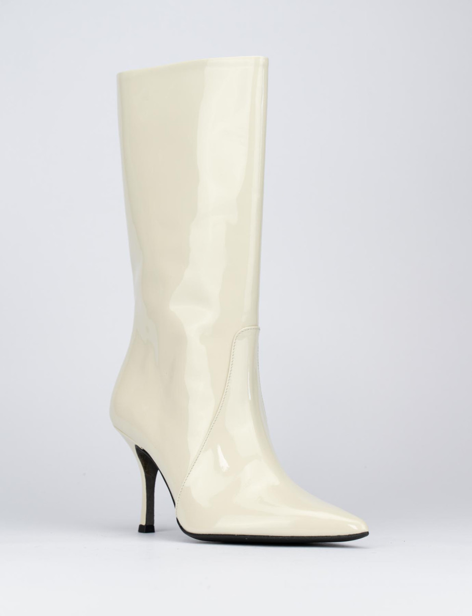 High heel boots heel 7 cm white varnish