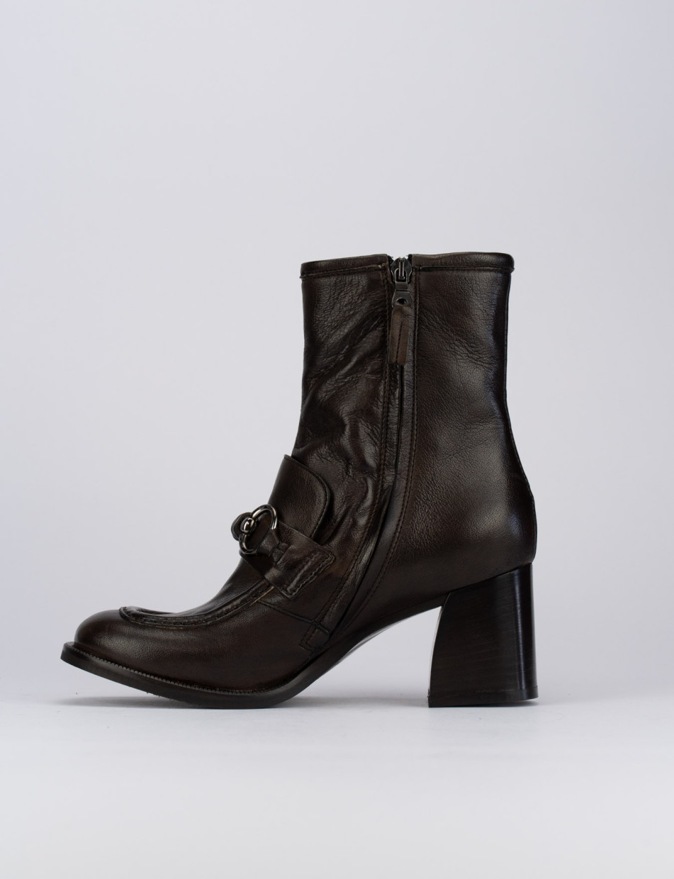 High heel ankle boots heel 7 cm dark brown leather