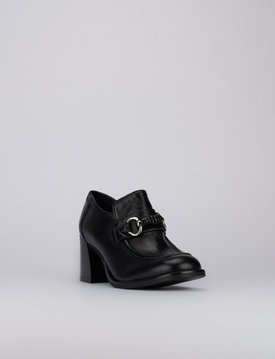 Mocassino tacco 8 cm nero pelle