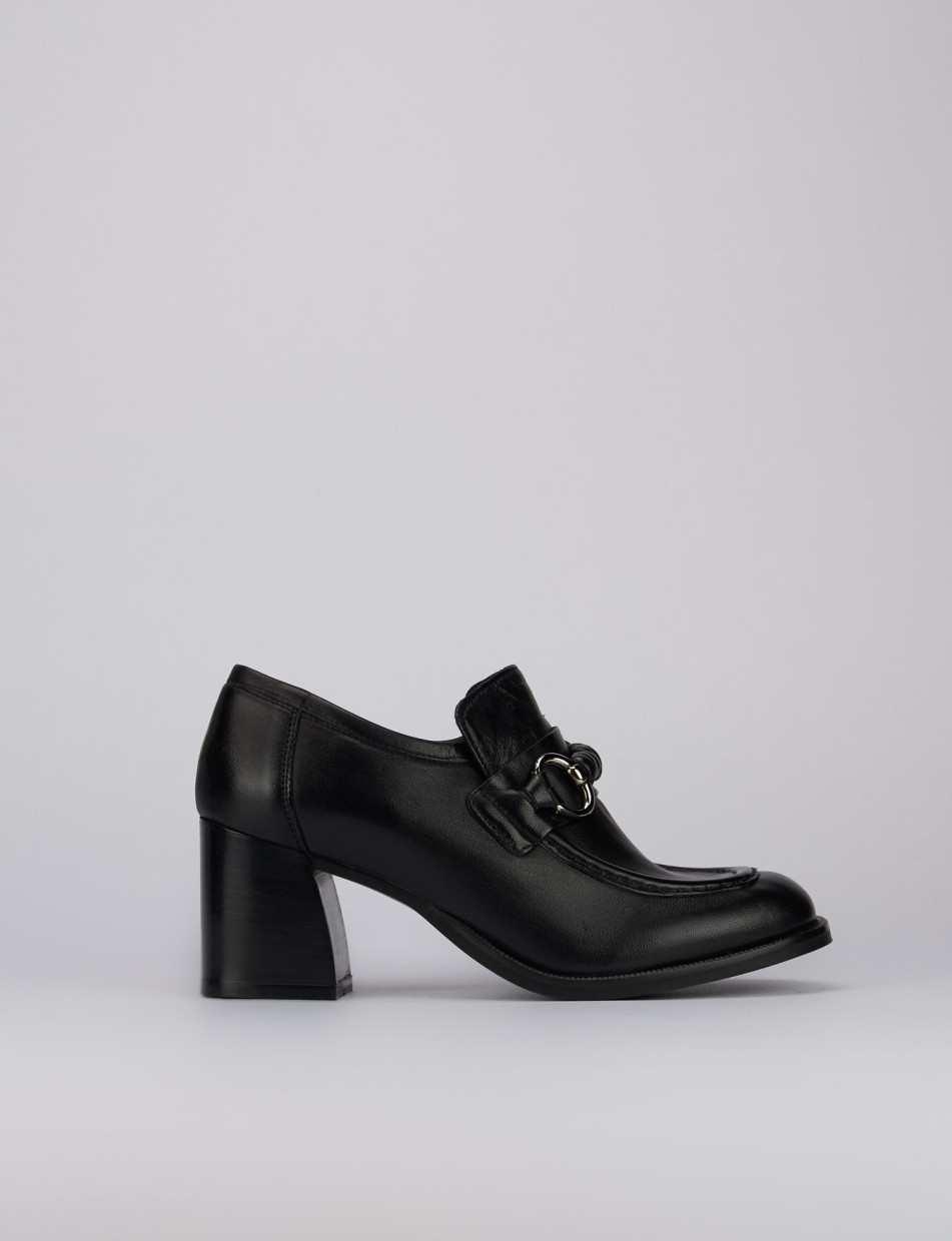 Loafers heel 8 cm black leather