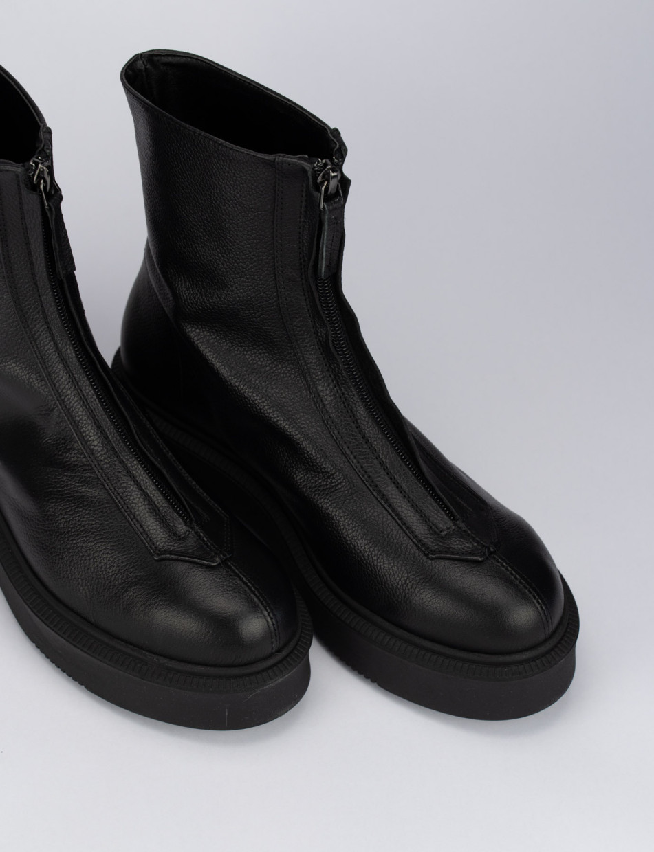 Combat boots heel 1 cm black leather