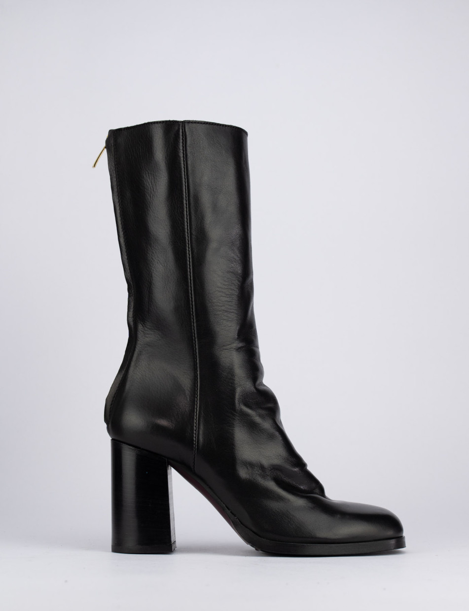 High heel ankle boots heel 8 cm black leather