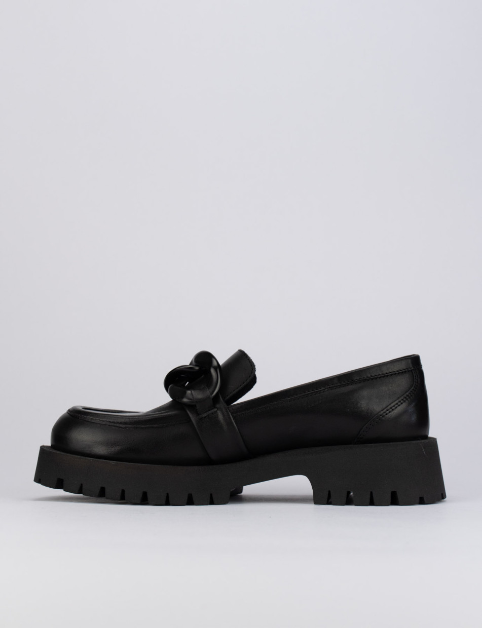 Mocassino tacco 1 cm nero pelle