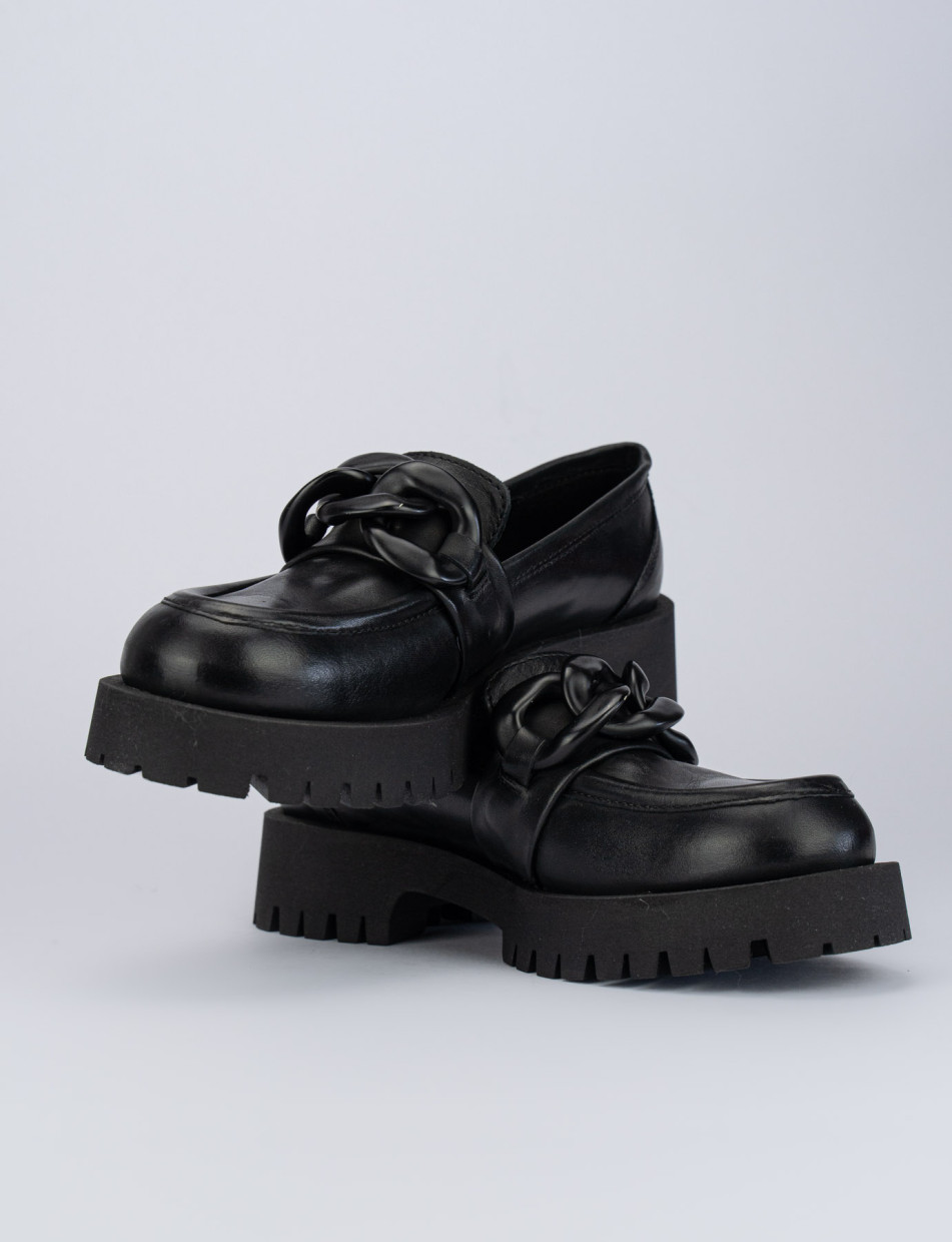 Mocassino tacco 1 cm nero pelle