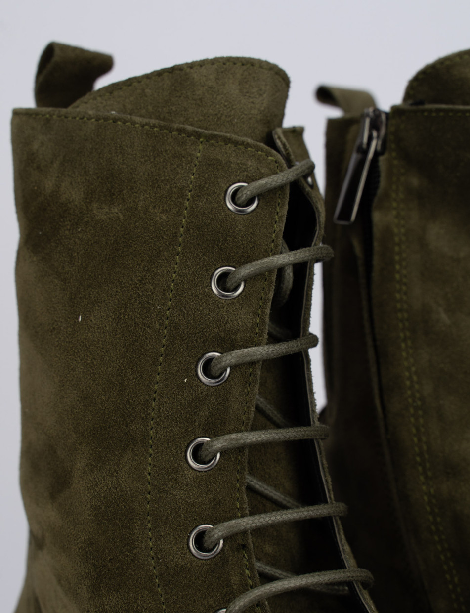 Combat boots heel 2 cm green chamois