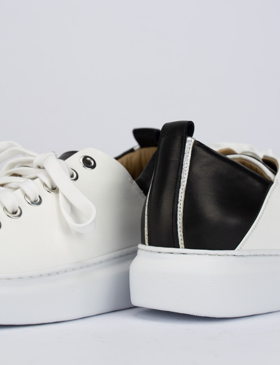 Sneakers heel 1 cm white leather