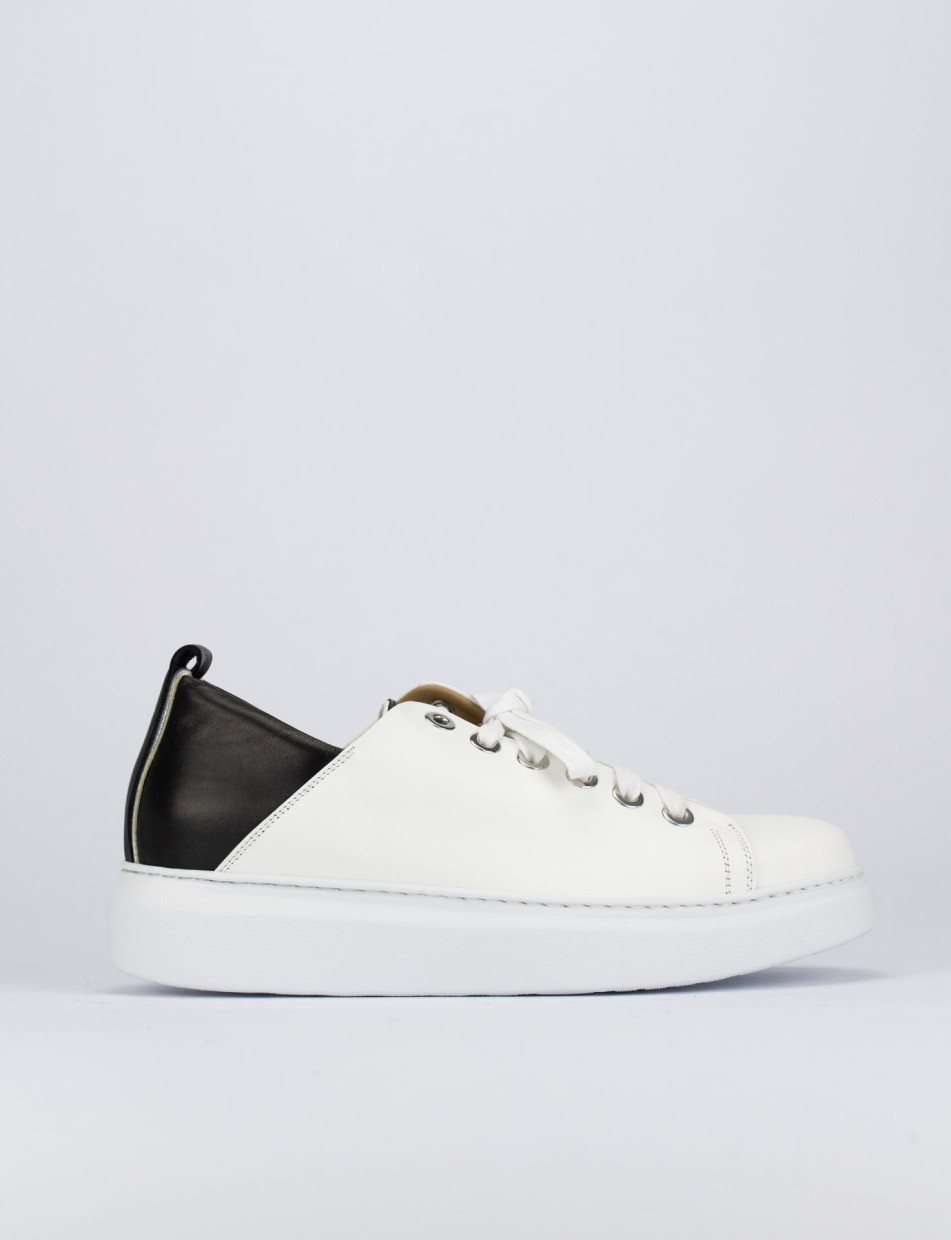 Sneakers heel 1 cm white leather