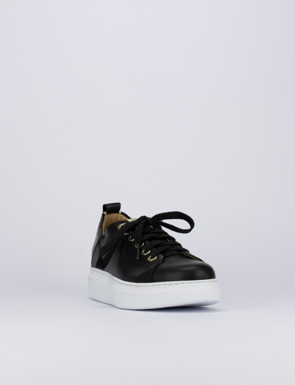 Sneakers tacco 1cm pelle nero