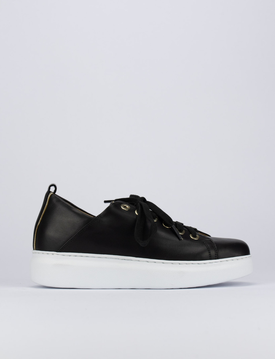 Sneakers tacco 1cm pelle nero