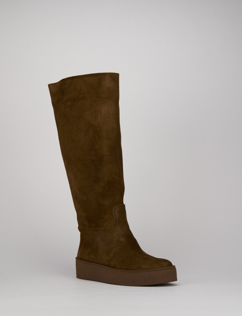 Low heel boots heel 1 cm dark brown chamois