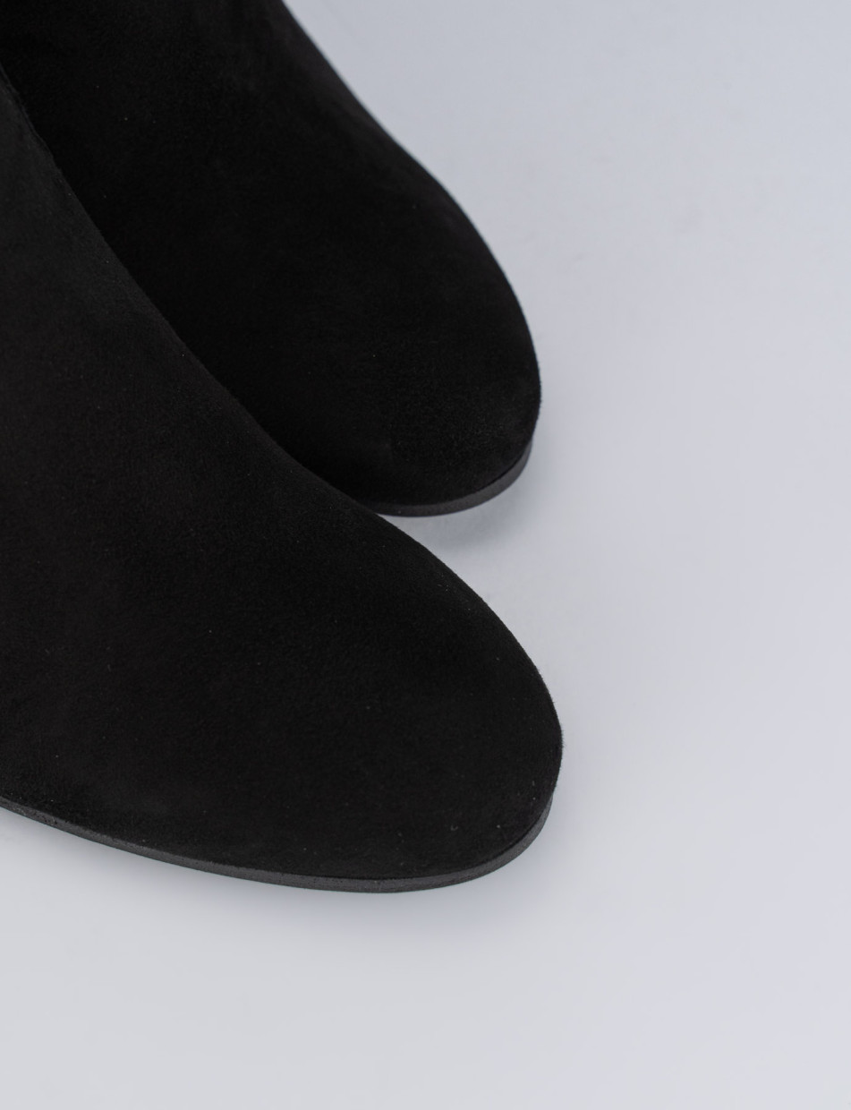 High heel boots heel 5 cm black chamois