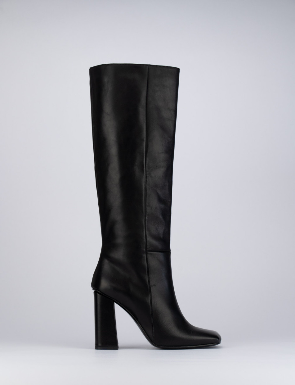 High heel boots heel 9 cm black leather