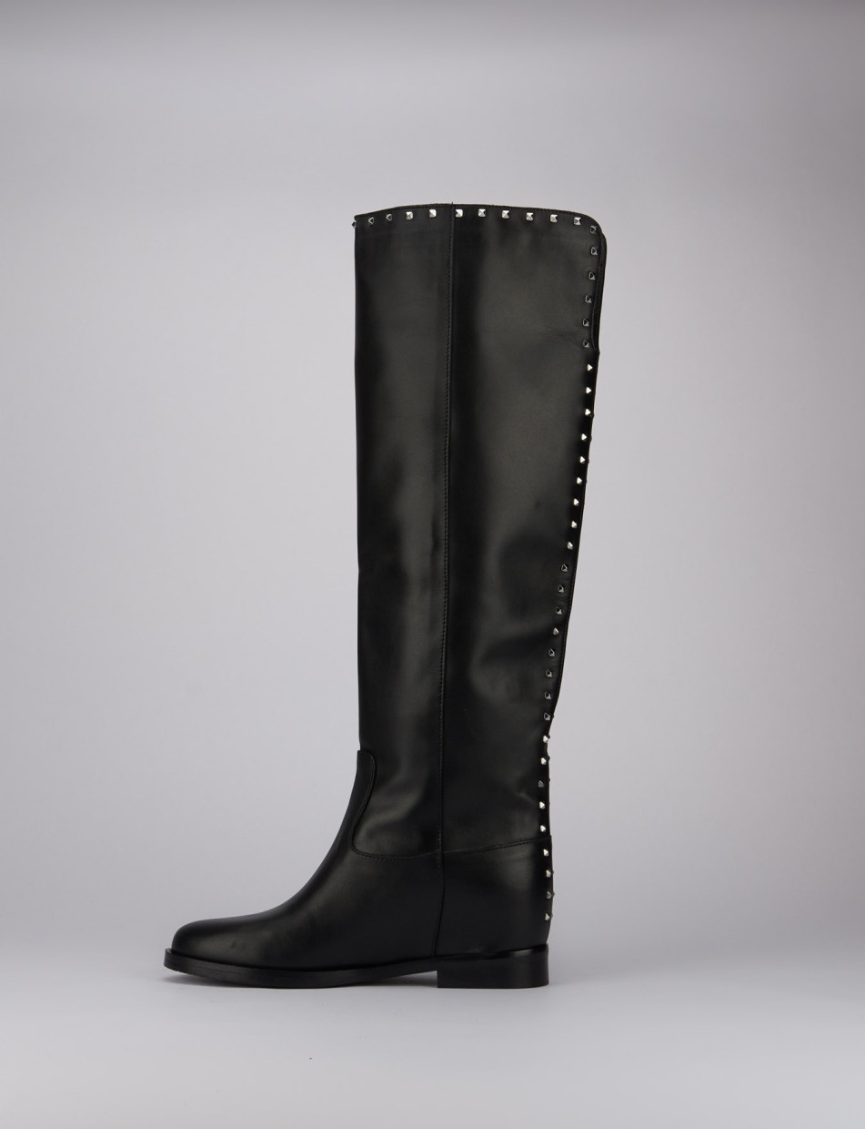 Low heel boots heel 1 cm black leather