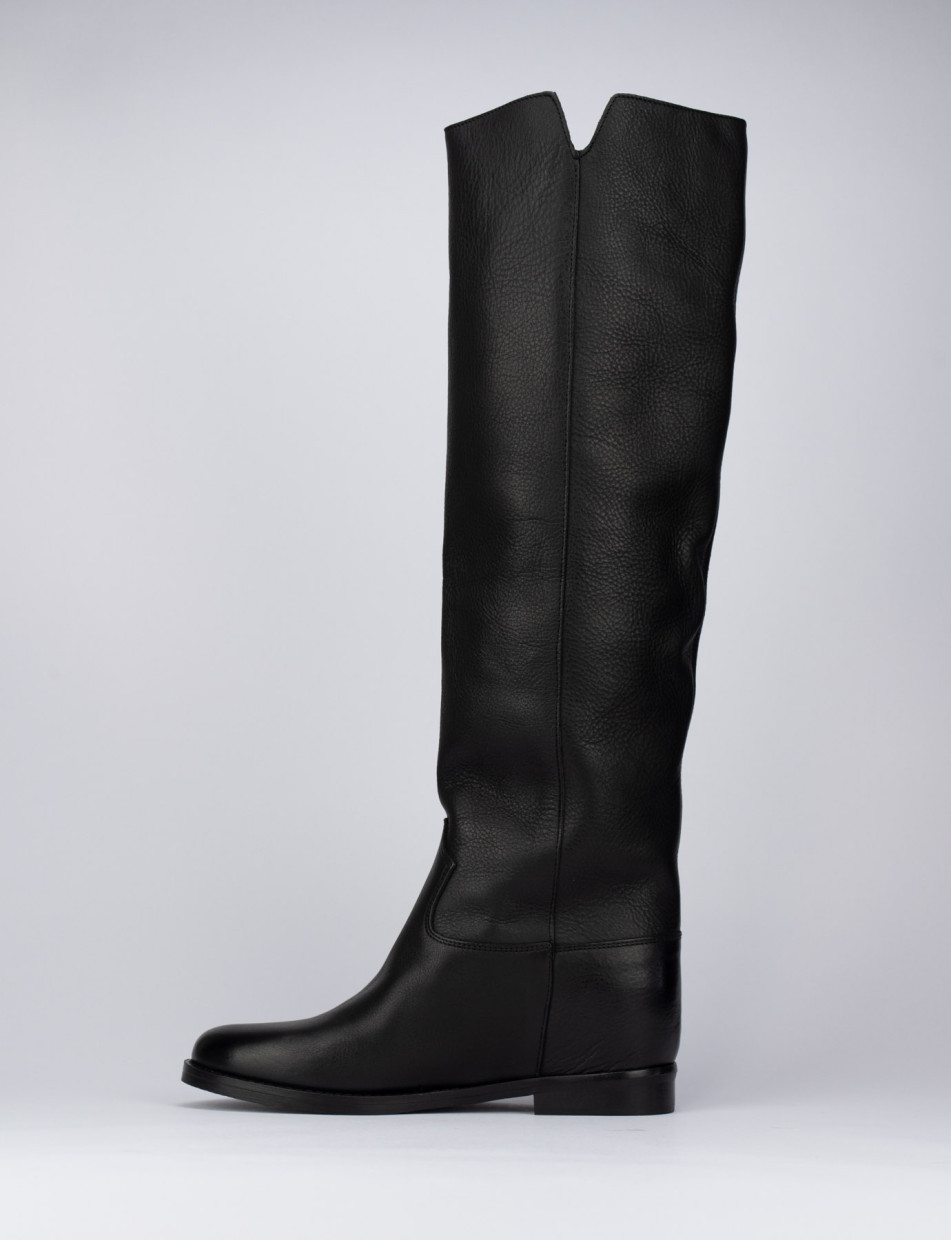 Black leather boots 2 inch heel cheap