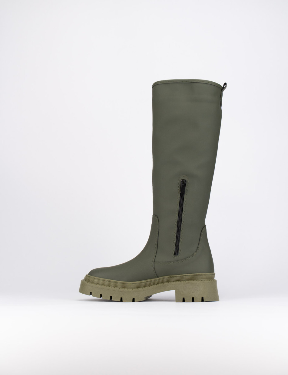 Low heel boots heel 2 cm green leather