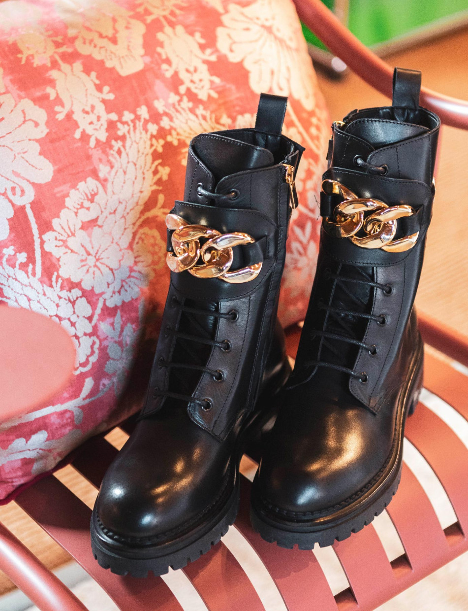 Stylish cheap combat boots