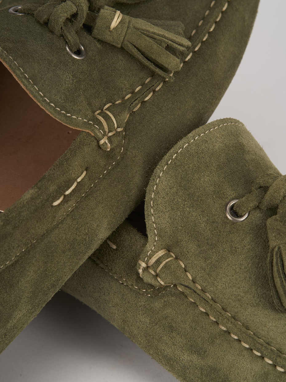 Loafers green chamois
