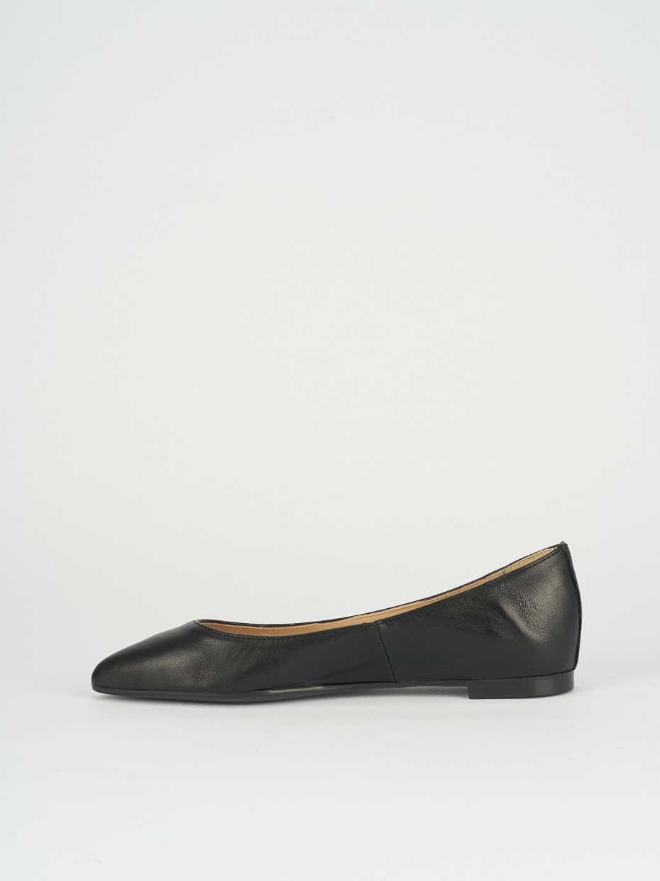 Flat shoes heel 1 cm black leather