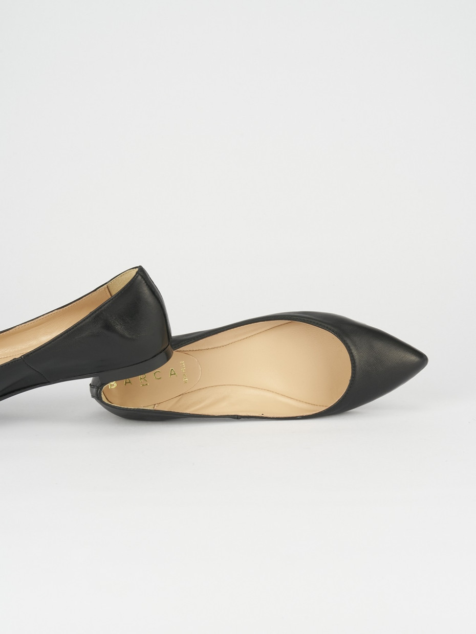 Black almond hotsell toe flats