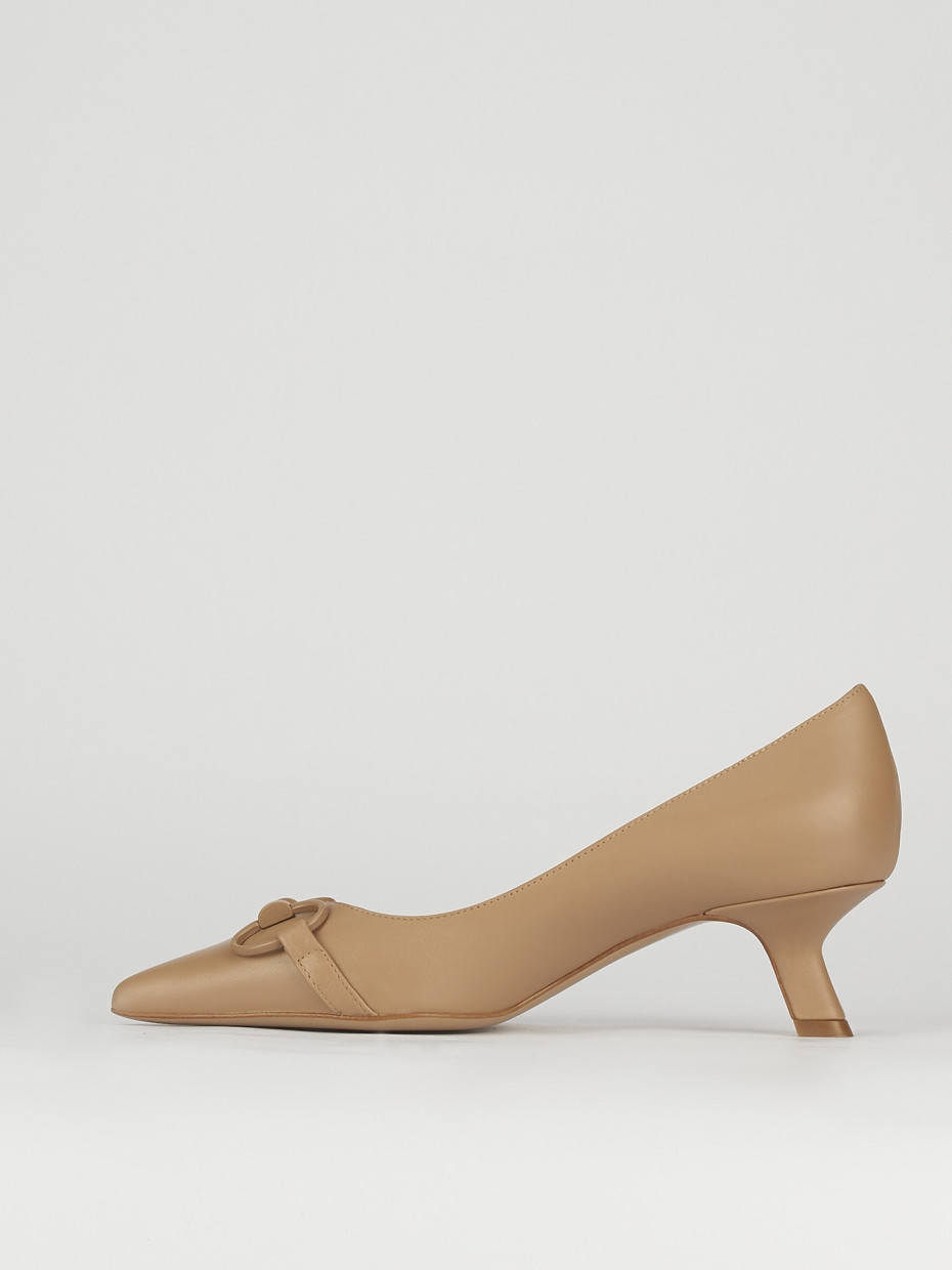 Pumps heel 5 cm beige leather