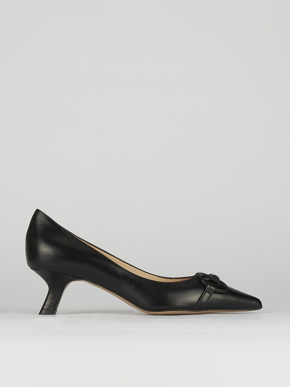 Pumps heel 5 cm black leather