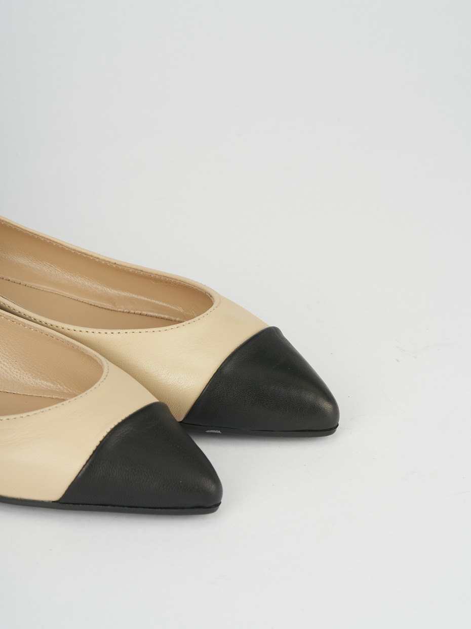 Flat shoes heel 9 cm black leather
