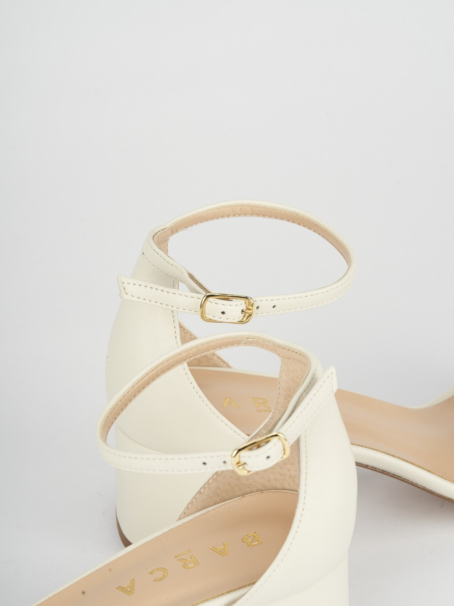 Sandali tacco 5cm pelle beige