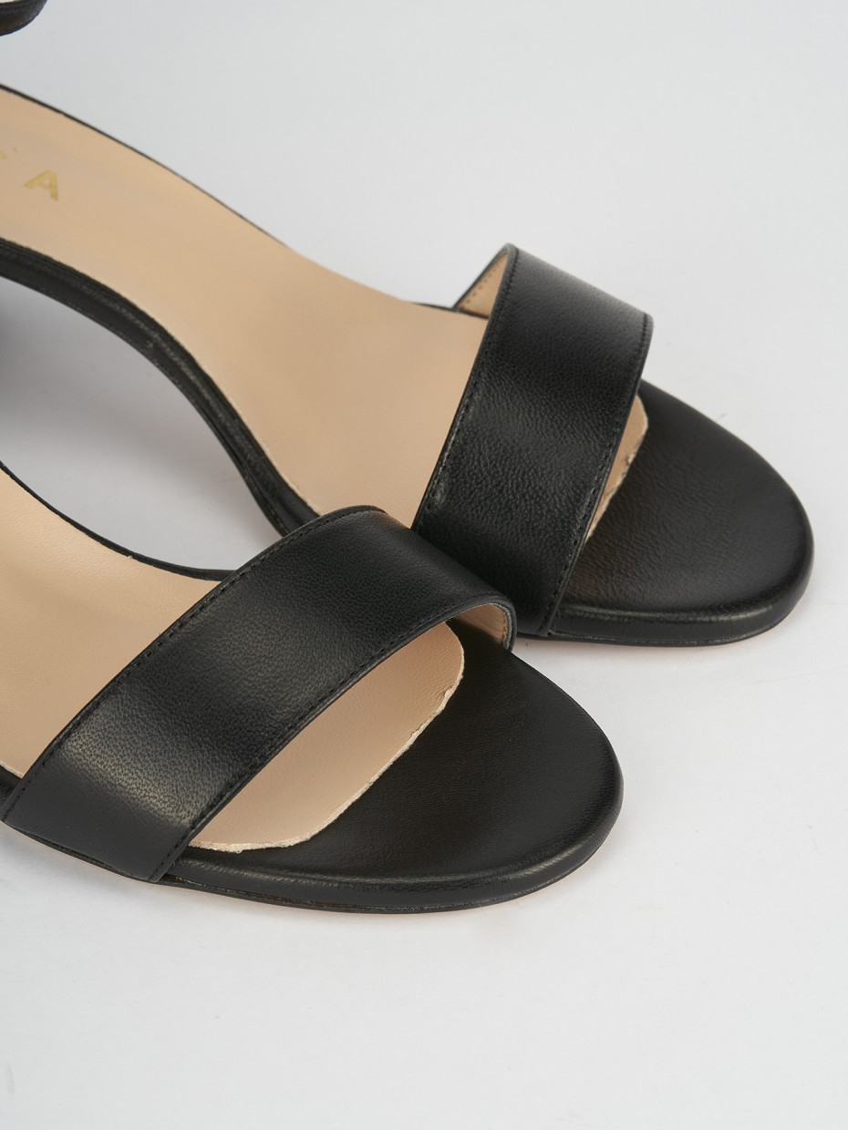 High heel sandals heel 5 cm black leather