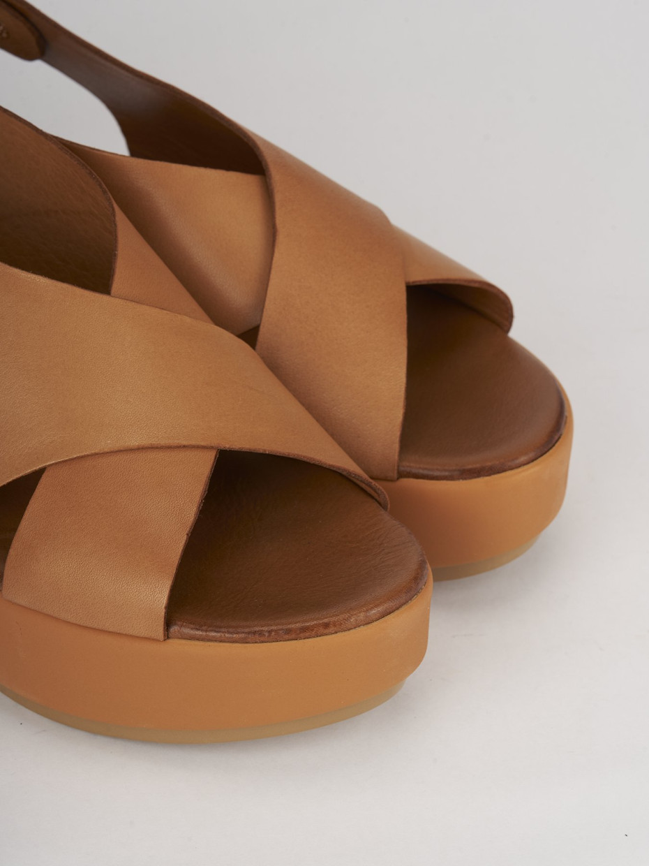 Wedge heels heel 7 cm brown leather