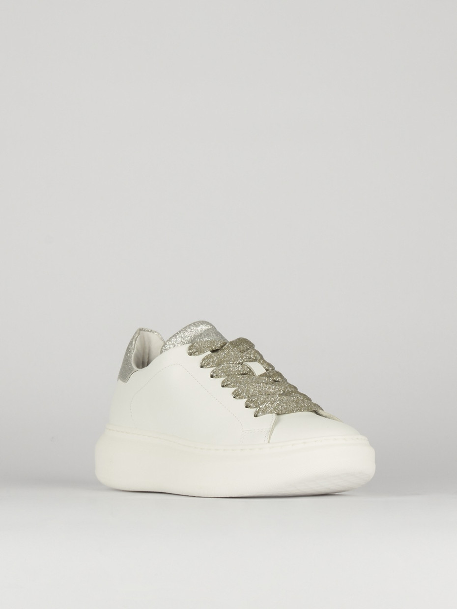 Sneakers white leather