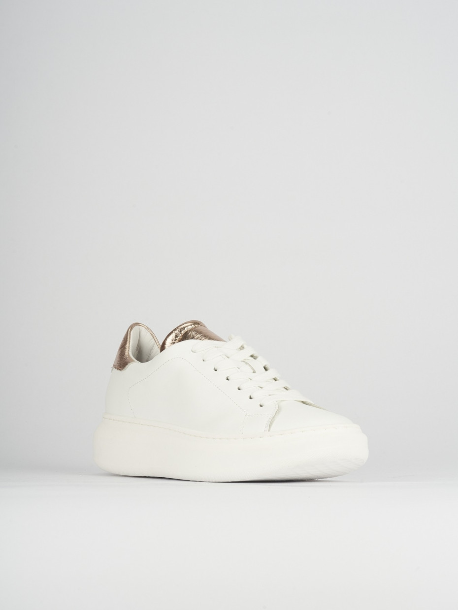 Sneakers white leather