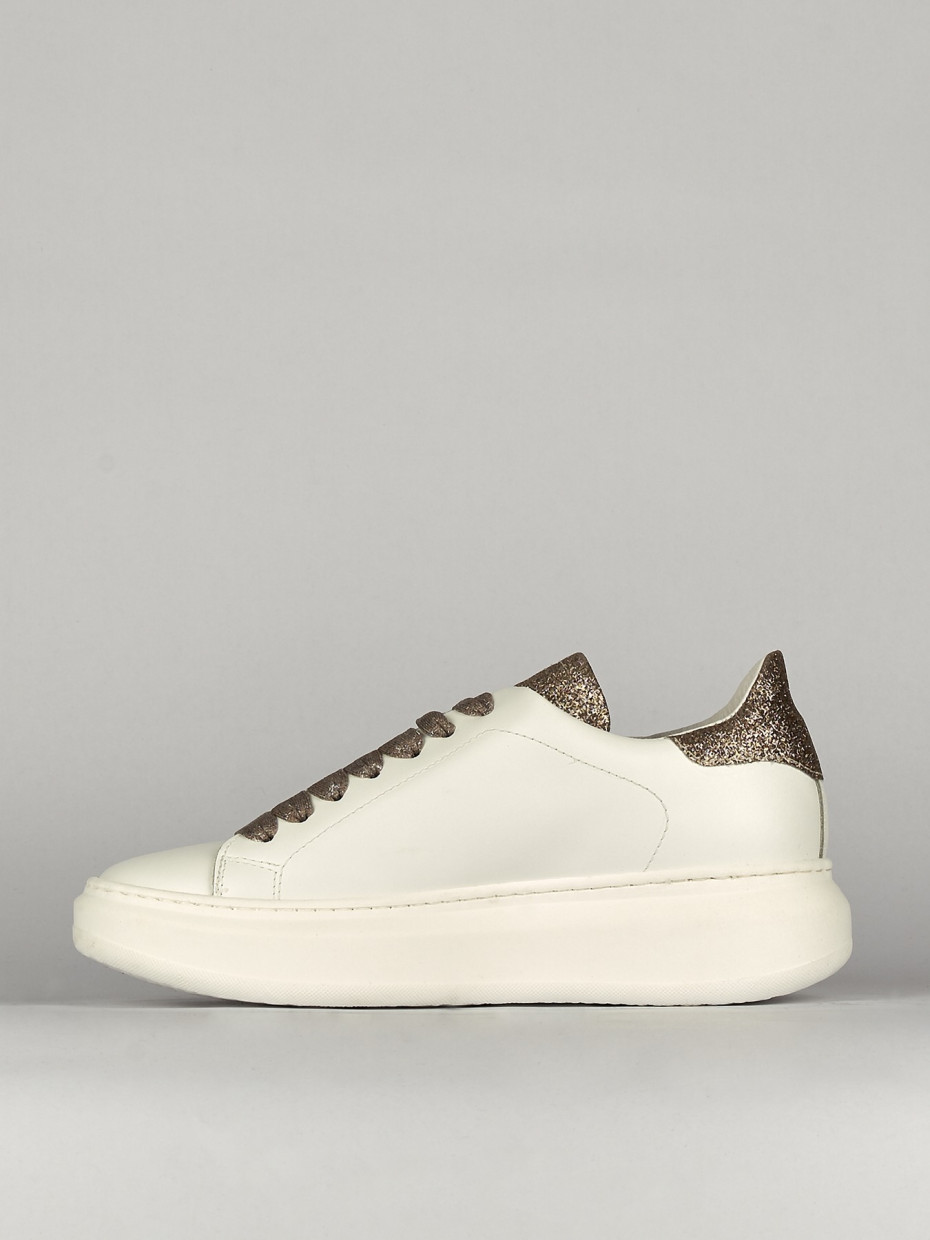 Sneakers white leather