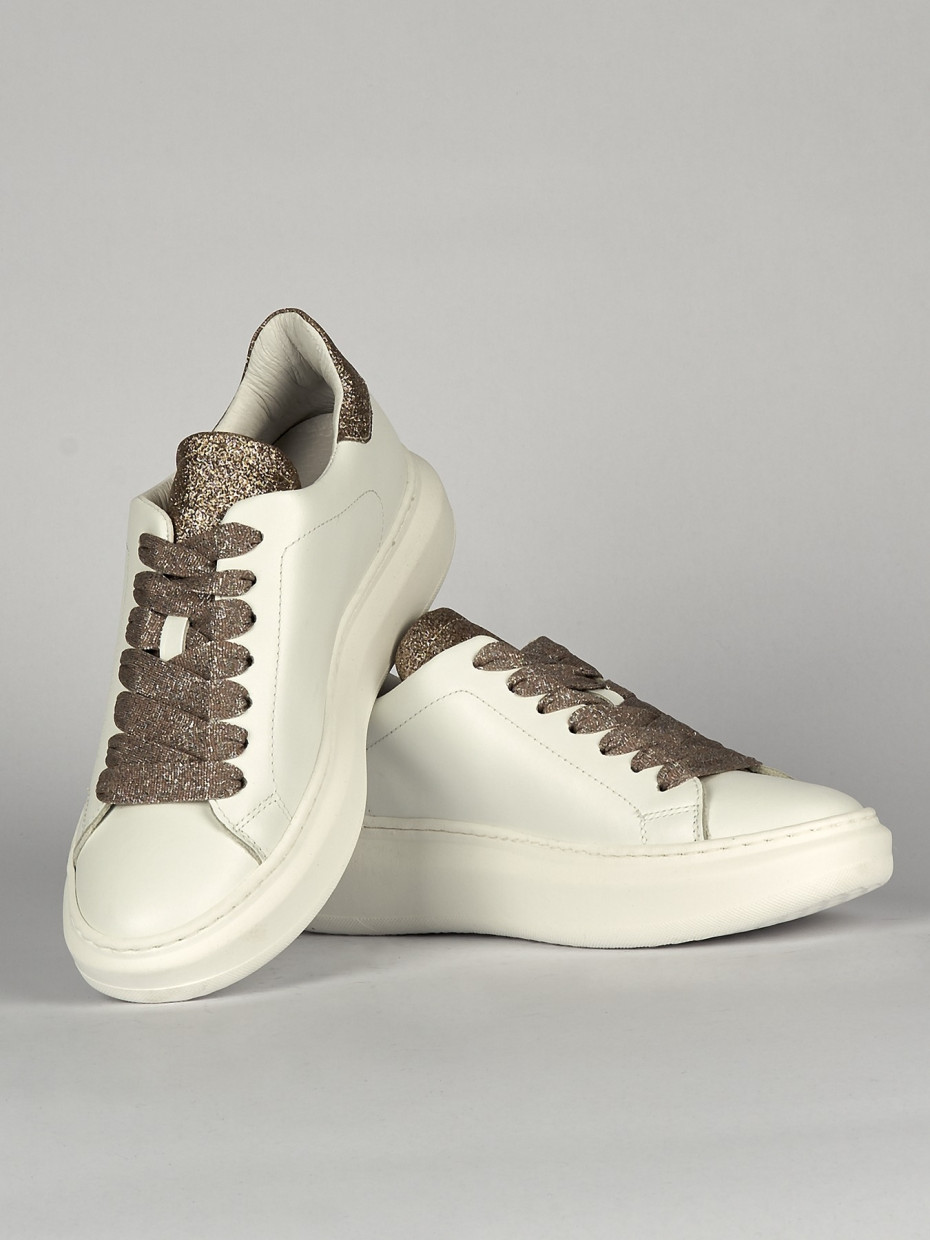 Sneakers white leather