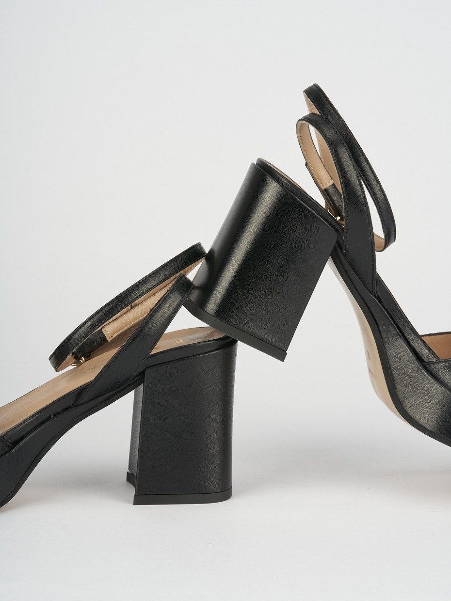 High heel sandals heel 7 cm black leather