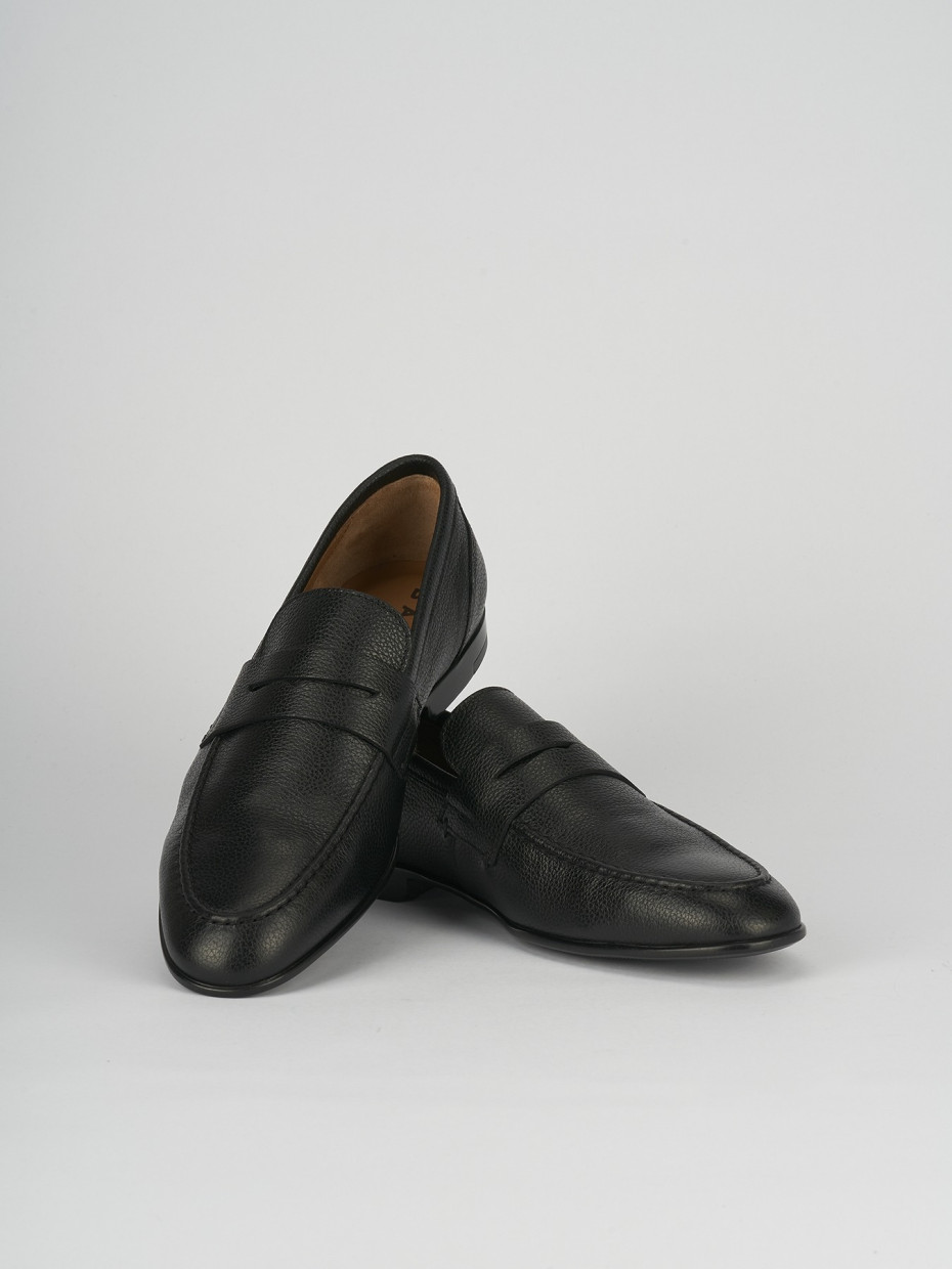 Loafers black leather