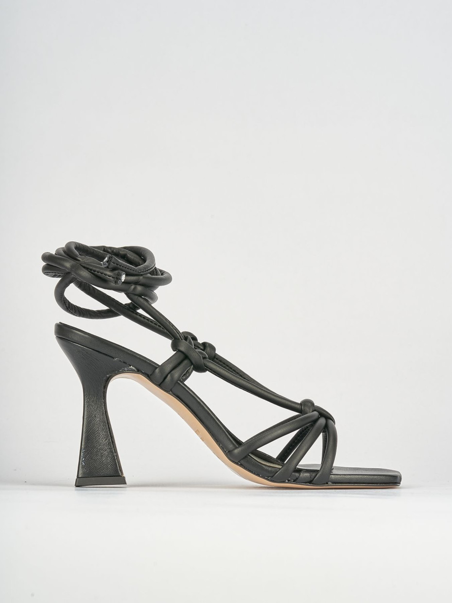 9 inch high heel sandals 2025