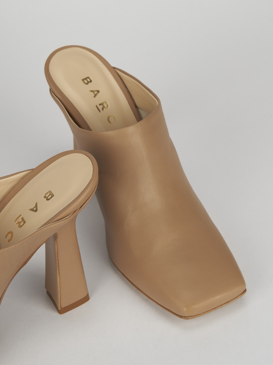 Sabot beige hotsell
