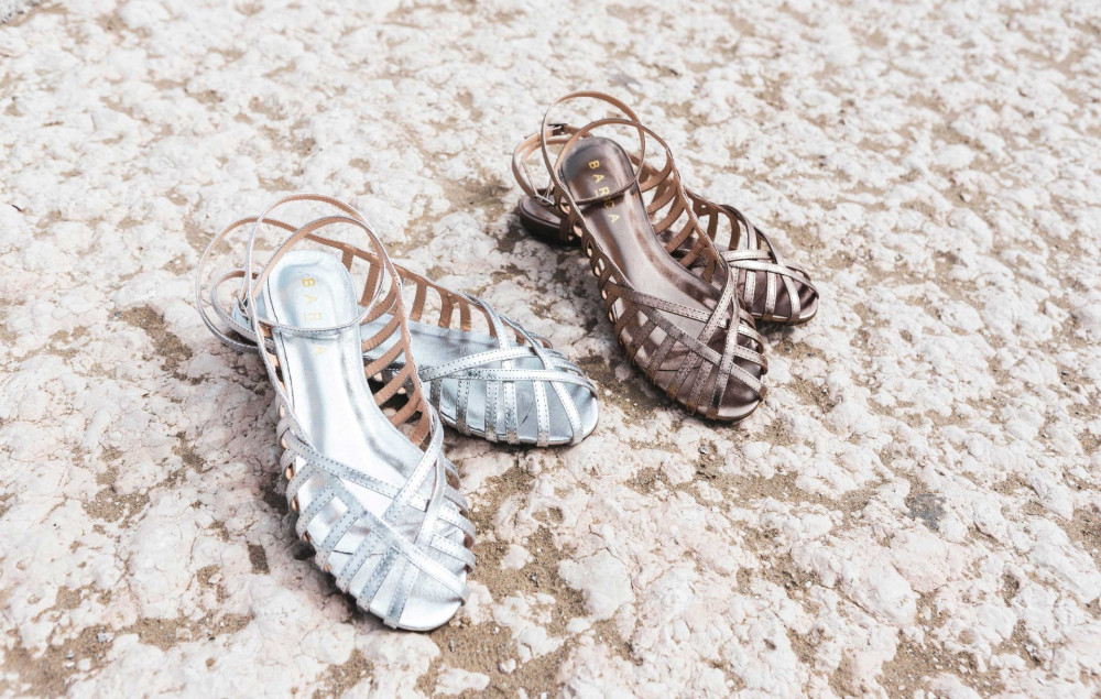 Low heel sandals heel 1 cm silver leather