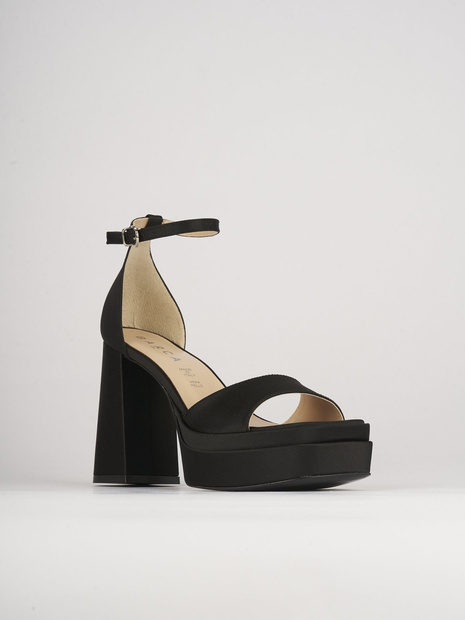 Black high shop heels size 11