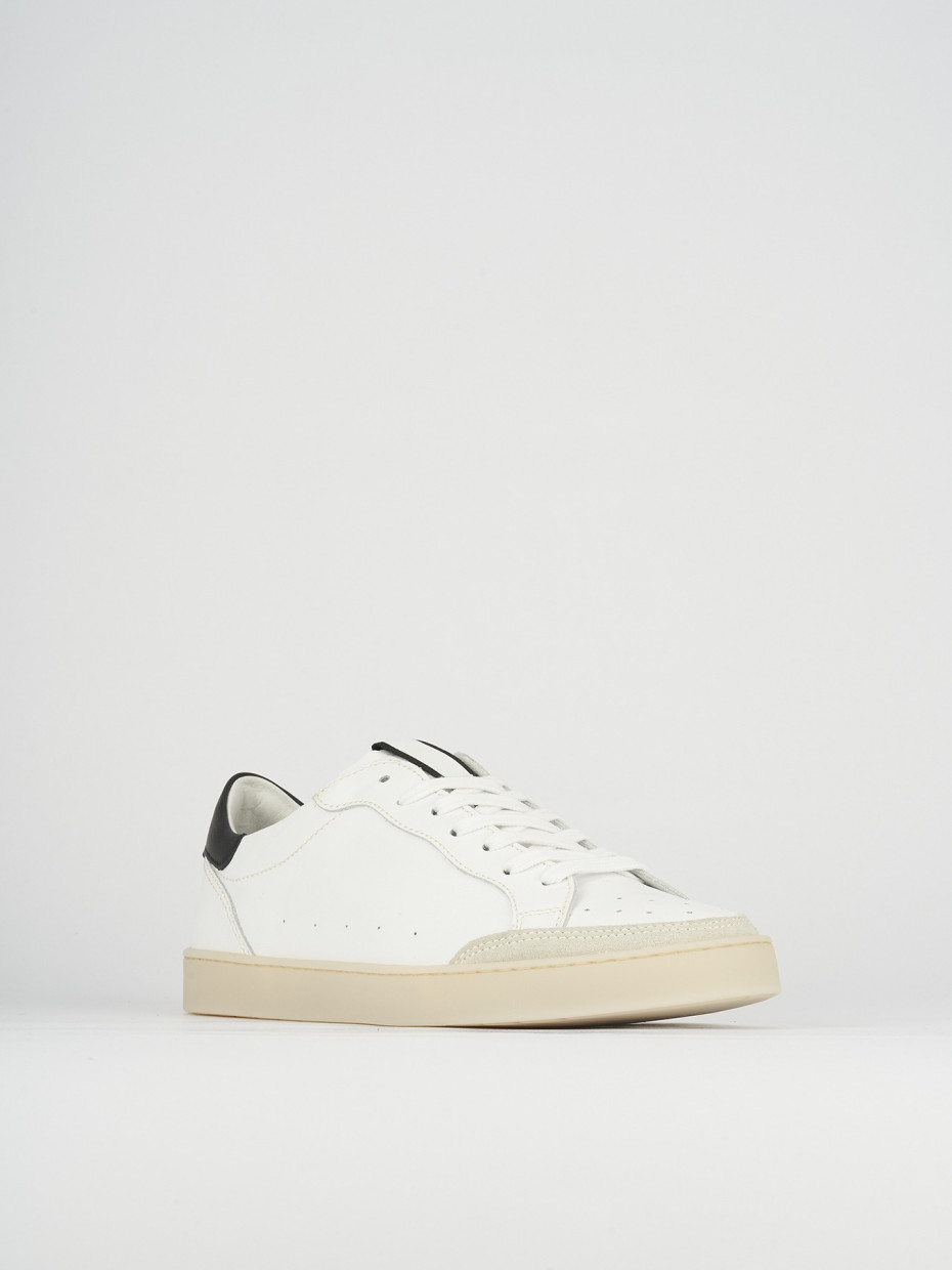 Sneakers white leather