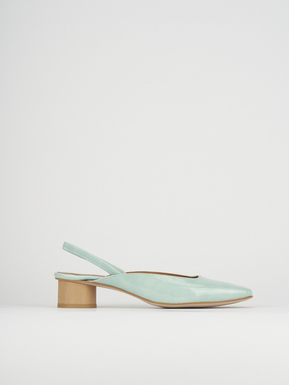 Décolleté e slingback tacco 4cm vernice azzurro