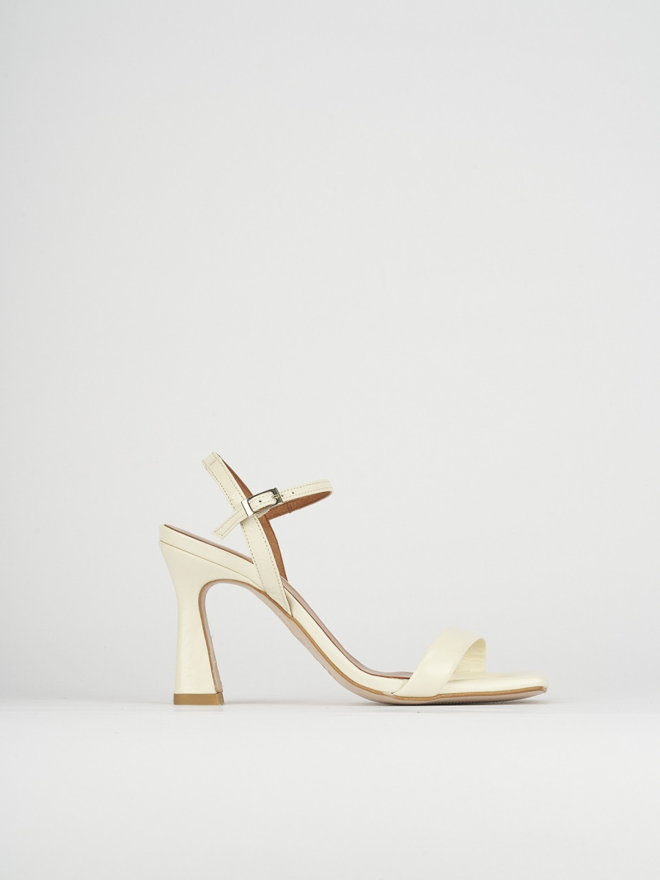 Sandali tacco 9cm pelle beige