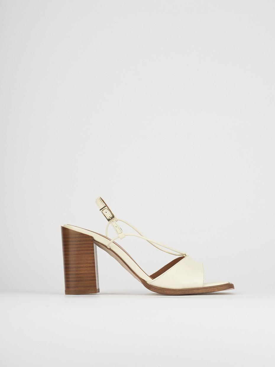 Sandali tacco 9cm pelle beige