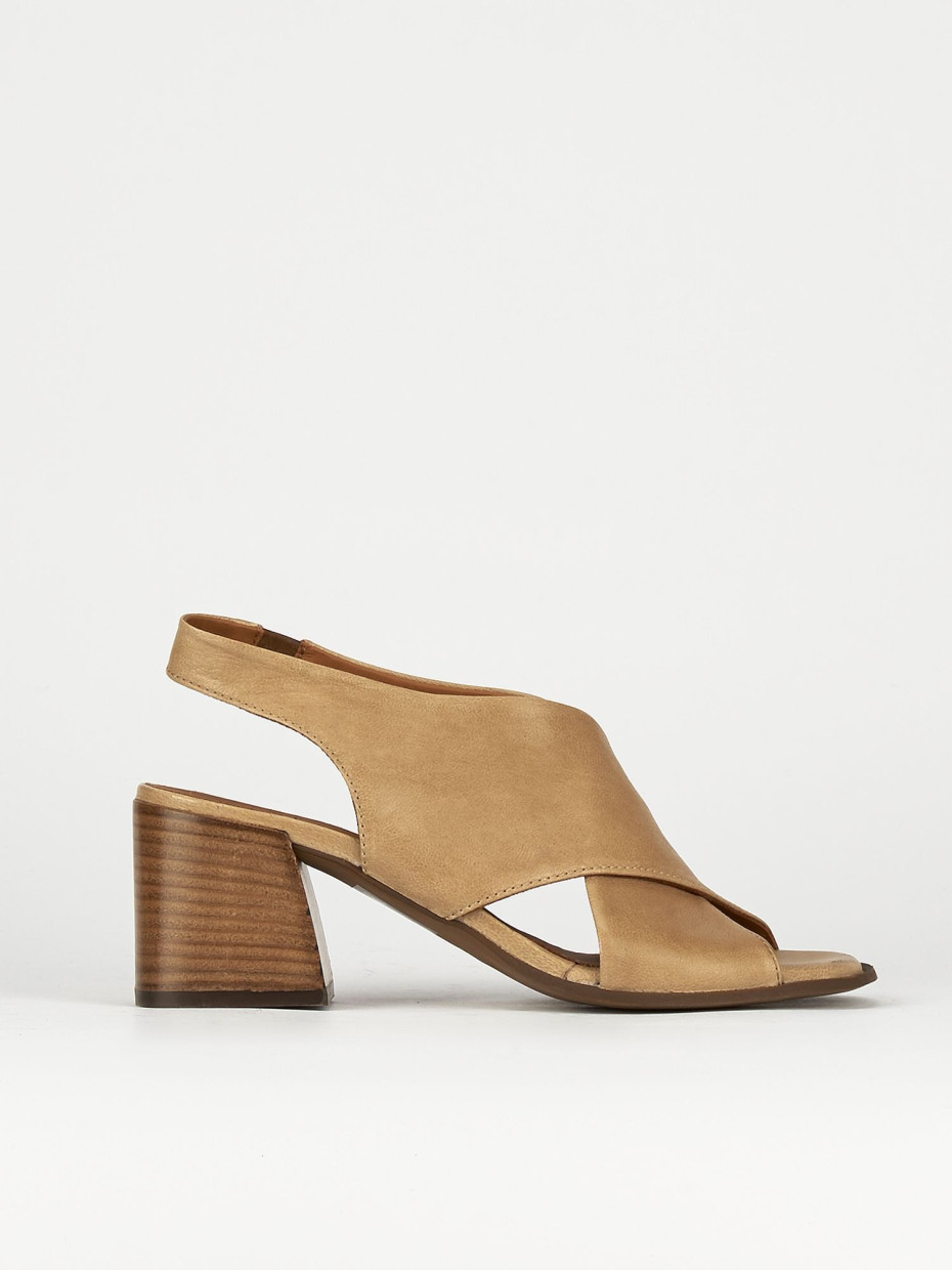 High heel sandals heel 7 cm brown leather