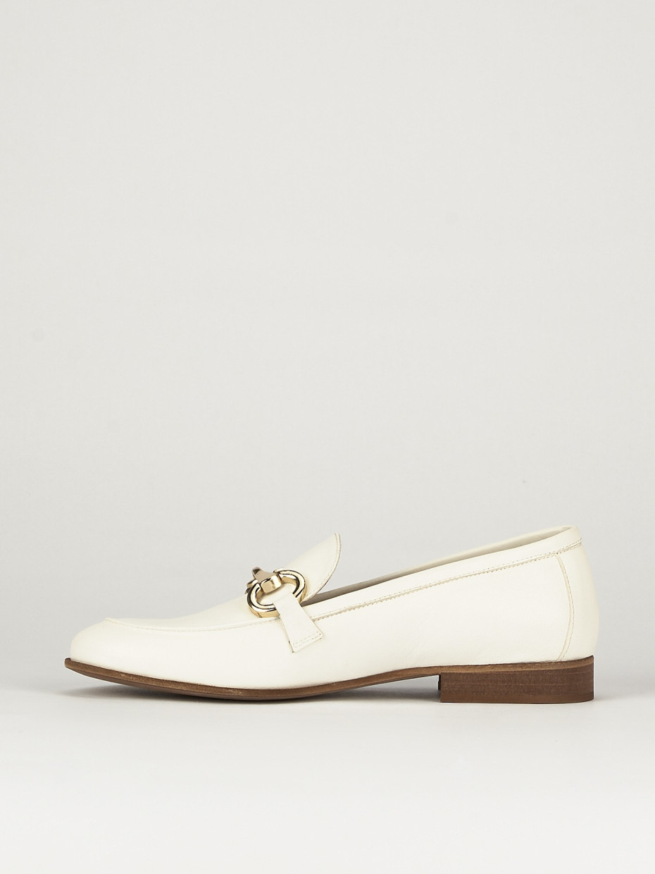Loafers heel 1 cm white leather