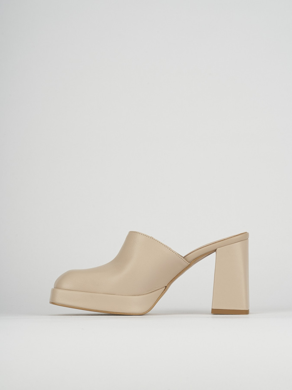 Sabot heel 9 cm beige leather