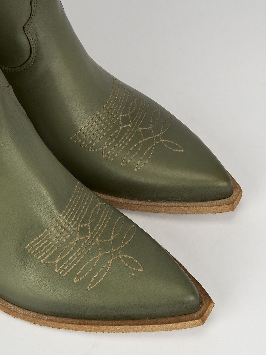 High heel boots heel 7 cm green leather