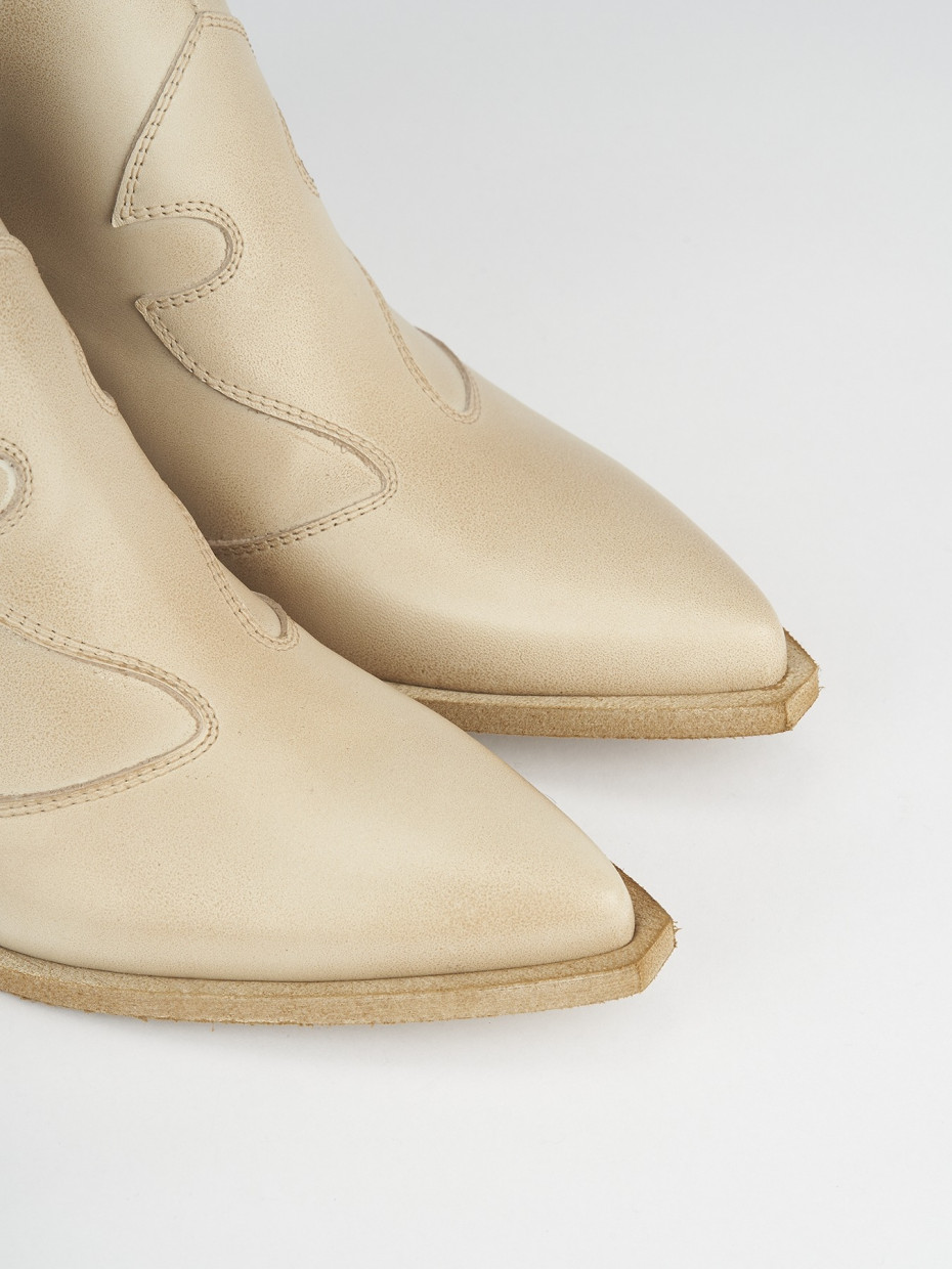 Stivaletti tacco 6cm pelle beige