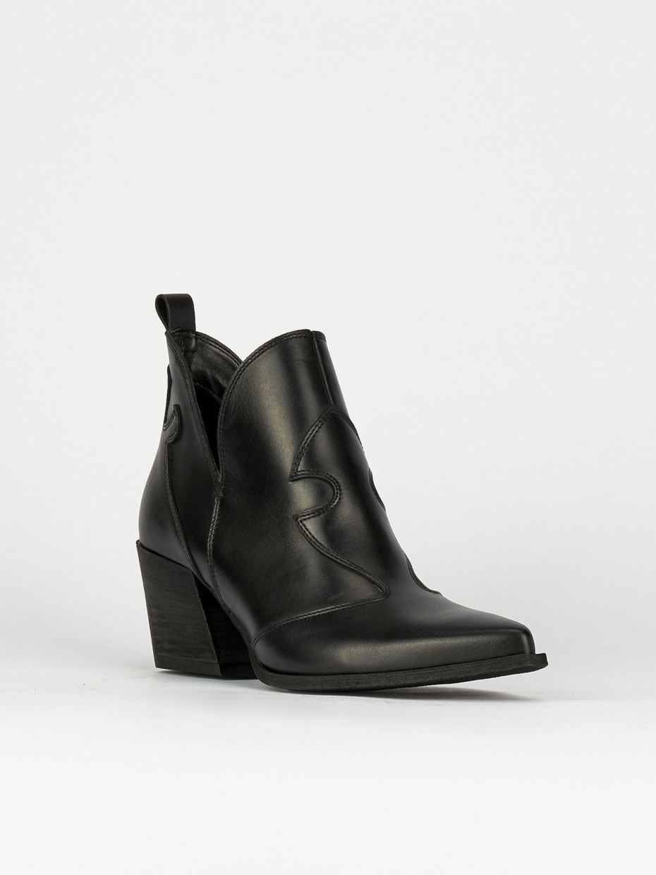 Stivaletti tacco 6cm pelle nero